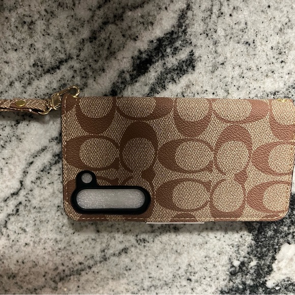 Coach Phone & Wallet Wrislet - Picture 2 of 9